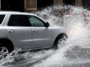 Безопасность вождения автомобиля что надо знать про лужи и дождь?! 